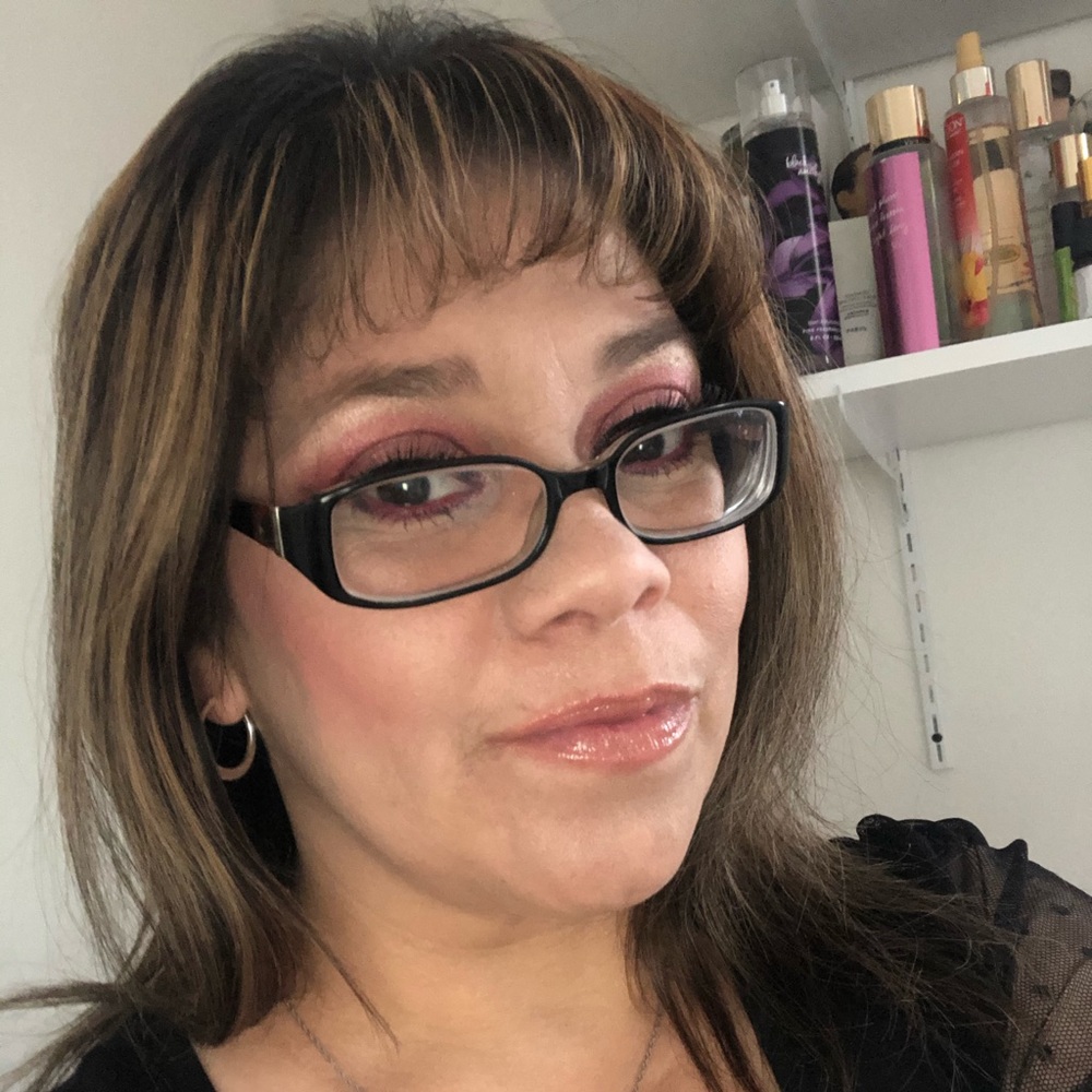 Meet your Posher, Maria